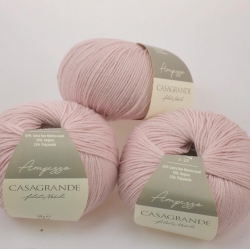 Casagrande Моточная пряжа Ampezzo материал меринос+ангора цвет розовая пудра 17